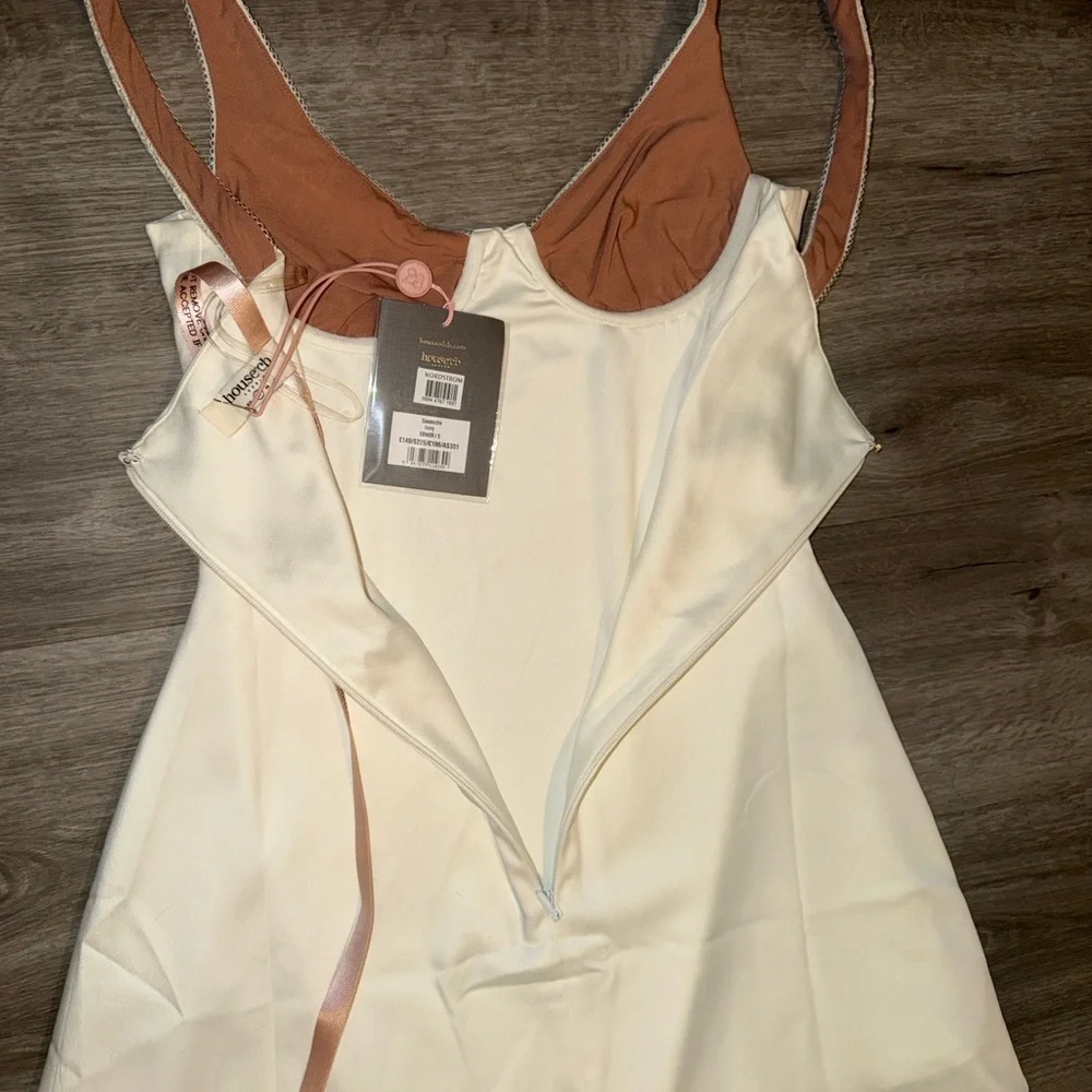 House of CB Cassandra Ivory satin and Lace mini dress - Picture 12 of 16
